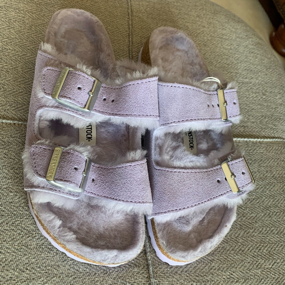 BIRKENSTOCK x Free People Arizona 6 Purple Fog Suede Genuine Shearling Sandals